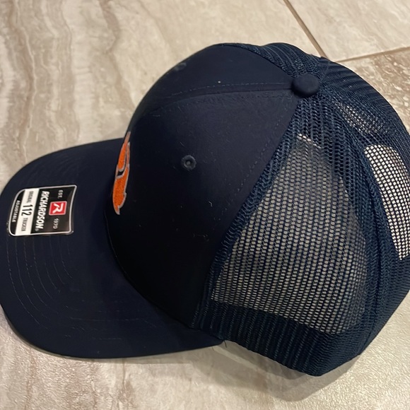 HOP VALLEY BREWING COMPANY TRUCKER HAT - Picture 4 of 8